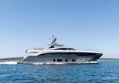 ANTHEYA-III-2015-35.15m-Luxury-Motor-Yacht-from-British-shipyard-Princess-for-charter-YachtDealz45