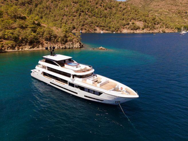 Adamaris | 2010 141ft (43m) Luxury Superyacht built by Turkish shipyard Ürkmezler Yachts