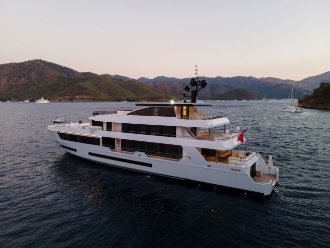 Adamaris | 2010 141ft (43m) Luxury Superyacht built by Turkish shipyard Ürkmezler Yachts