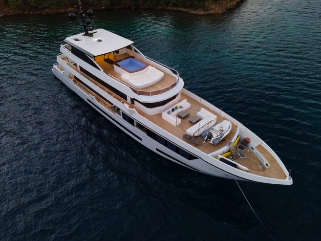 Adamaris | 2010 141ft (43m) Luxury Superyacht built by Turkish shipyard Ürkmezler Yachts