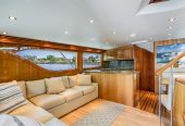 All Chill | 2005 61ft (19m) Luxury Hatteras 60 Enclosed Bridge Sport Fish Motor Yacht