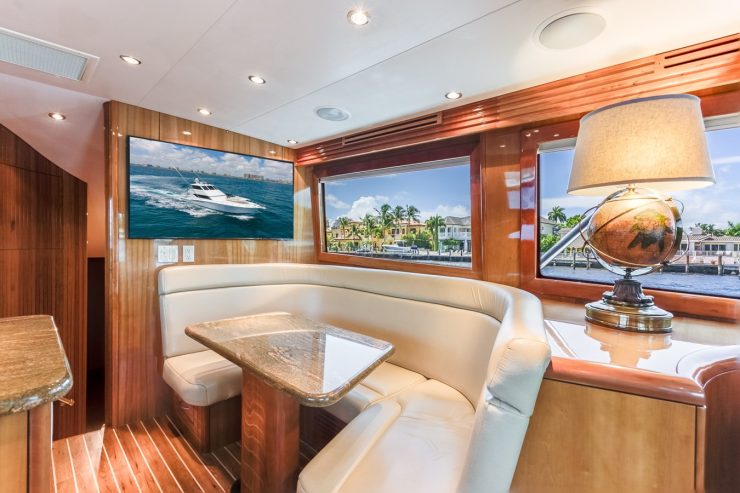 All Chill | 2005 61ft (19m) Luxury Hatteras 60 Enclosed Bridge Sport Fish Motor Yacht