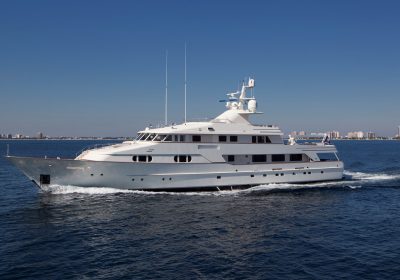 BG-CHARADE-1990-156-622-FEADSHIP-Motor-Yacht-For-Sale-YachtDealz1