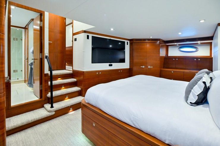 BONNY READ | 2013 94′ (29m) Luxury Sportfisher Yacht built by Sea Force IX