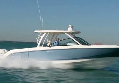 Beter-Escape-2018-32-BOSTON-WHALER-Boat-For-Sale-YachtDealz