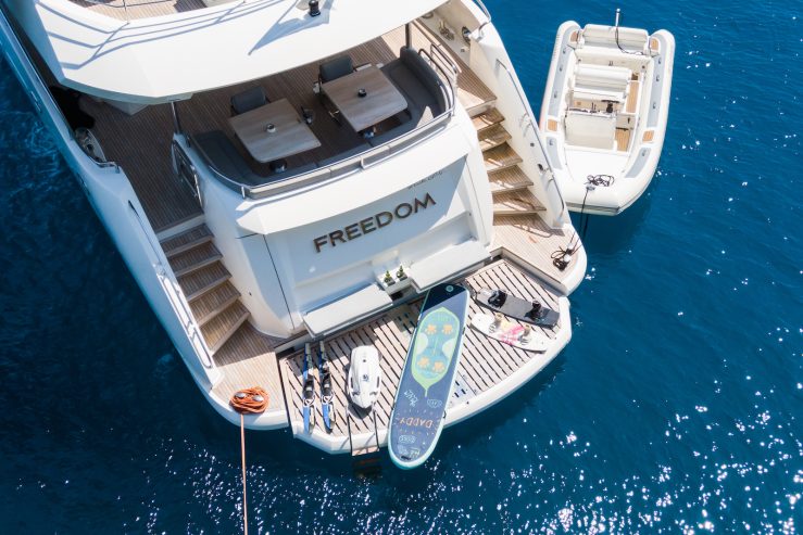 FREEDOM | 2017 35m Luxury Performance Motor Yacht from British shipyard Sunseeker