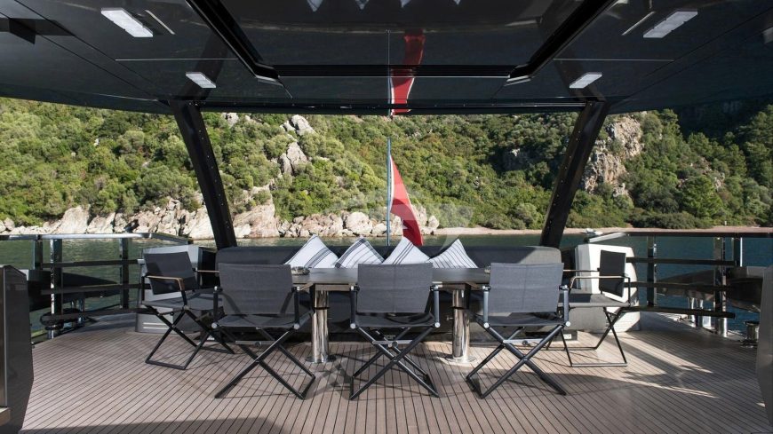 FX | 2016 38m (124′ 9″) Luxury Performance Flybridge Motor Yacht from Turkish shipyard PERI YACHTS