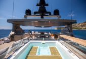 GIRAUD | 2013 131ft (40m) Luxury Tri-Deck Aluminium Motor Yacht built by Italian shipyard Admiral Yachts