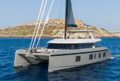 GREY B | 2022 24m (80ft) SUNREEF 80 Flybridge Luxury Catamaran Sail Yacht