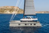 GREY B | 2022 24m (80ft) SUNREEF 80 Flybridge Luxury Catamaran Sail Yacht