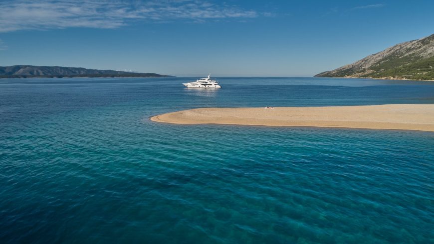 HAPPY ME | 2020 40m (132ft) Luxury Motor Yacht from renowned Italian shipyard BENETTI