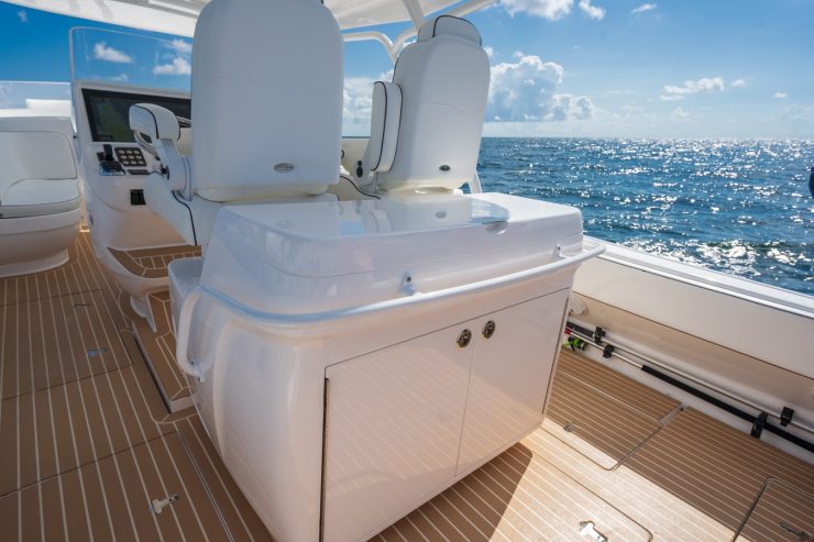 Juice | 2019 40′ (12m) Intrepid 407 Cuddy Sport Fish Motor Yacht