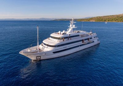 KATINA-2015-196-1122-BRODOSPLIT-CROATIA-Motor-Yacht-For-Sale-YachtDealz1