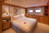 LAUREL | 2006 240ft (73m) Luxury Superyacht built by US shipyard Delta Marine