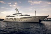 LIGHT HOLIC | 2011 59.5m CRN Motor Yacht