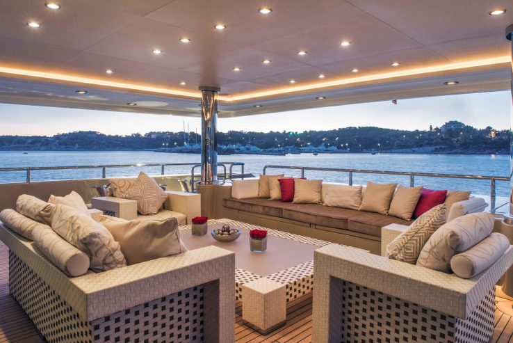 LIGHT HOLIC | 2011 59.5m CRN Motor Yacht