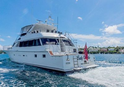 Lady-Charlotte-1990-92-CHEOY-LEE-Motor-Yacht-For-Sale-YachtDealz6