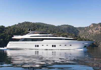 MORNING-STAR-2018-36.5m-119-1022-Luxury-Motor-Yacht-for-charter-YachtDealz1