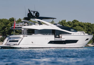 MOWANA-2019-26.30m-Luxury-Motor-Yacht-by-British-shipyard-Sunseeker-for-charter-YachtDealz10