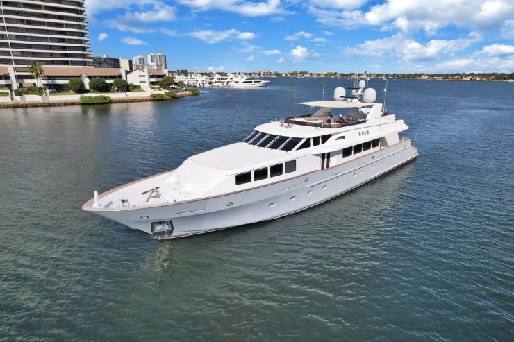 ODIN | 2001 126ft (38m) Luxury Motor Yacht built by US shipyard Trinity Yachts