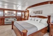 ODIN | 2001 126ft (38m) Luxury Motor Yacht built by US shipyard Trinity Yachts