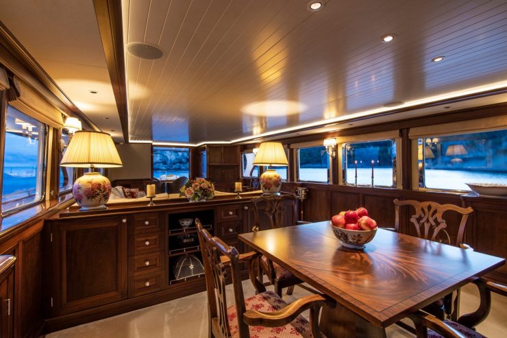 ODYSSEY III | 1967 33m Benetti Motor Yacht