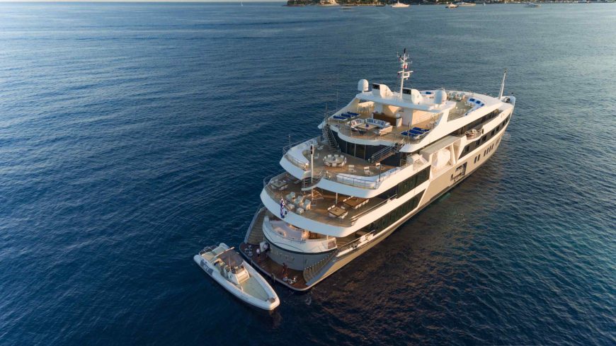 SERENITY | 2003 72m Austal Motor Yacht