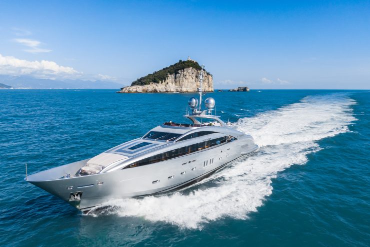 SILVER WIND | 2014 44m Luxury Performance Motor Yacht from ISA Yachts