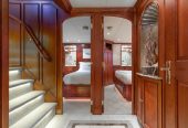 SIMARON | 1999 85ft (26m) Luxury Aluminium Motor Yacht built US shipyard Burger Boat