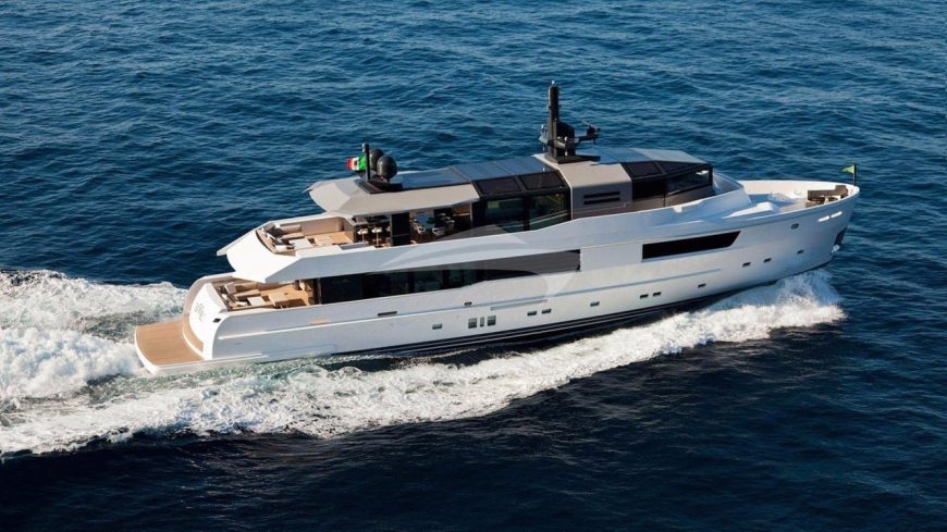 SUN | 2012 35m (114ft) Luxury Motor Yacht from Italian shipyard ARCADIA YACHTS