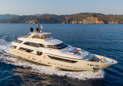 TAKARA-ONE-2016-37.95m-124′-7″-Luxury-Motor-Yacht-for-charter-YachtDealz3