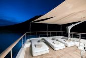 THERAPY | 2013 38m (125ft) Luxury Motor Yacht from Italian shipyard SANLORENZO