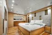 THERAPY | 2013 38m (125ft) Luxury Motor Yacht from Italian shipyard SANLORENZO