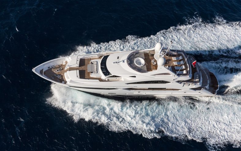 THUMPER | 2014 40m (131ft) Luxury Motor Yacht from British shipyard SUNSEEKER