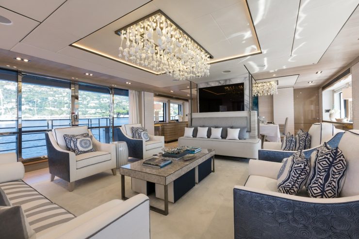 THUMPER | 2014 40m (131ft) Luxury Motor Yacht from British shipyard SUNSEEKER