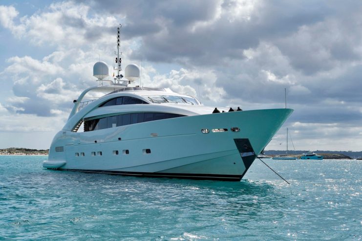 WHISPERING ANGEL | 2008 36m ISA Yachts