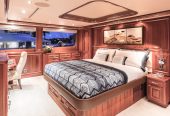 ALL INN | 2008 39.62m (130ft) Luxury Flybridge Motor Yacht from American shipyard Westport