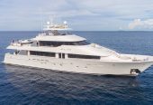 ALL INN | 2008 39.62m (130ft) Luxury Flybridge Motor Yacht from American shipyard Westport