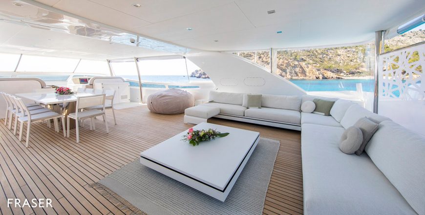 ALWAYS BELIEVE | 2008 39.6m (129′11″) Luxury Flybridge Performance Motor Yacht from Italian shipyard Maiora