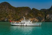 CAMARA C | 1961 105ft (32m) Classic Steel Motor Yacht built by Scottish shipyard Yarrow & Co.