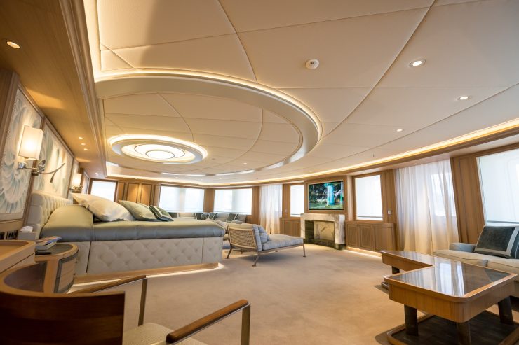 DREAM | 1997 106.5m (347′7″) Luxury Steel Motor Yacht from Olympic Yachts