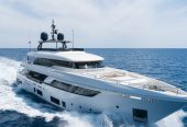 EROS | 2019 37.04m (121′6″) Luxury Flybridge Motor Yacht from Italian shipyard Ferretti Custom Line