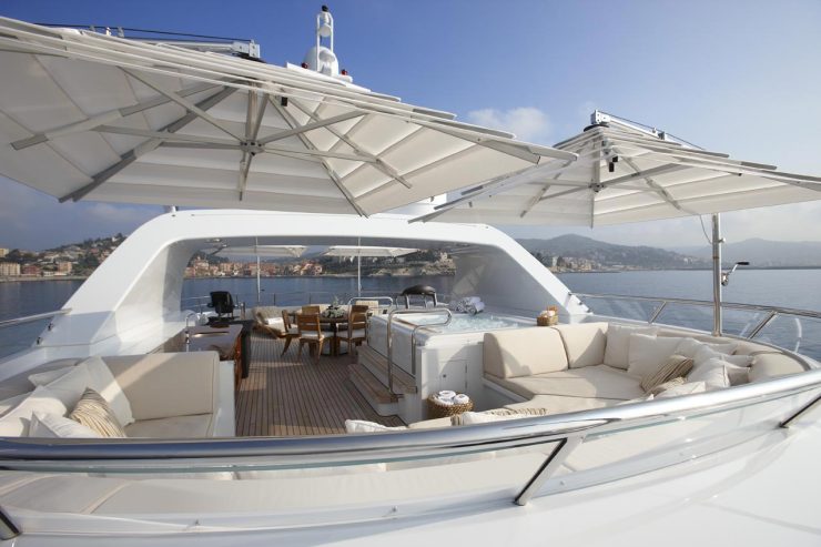 KATHLEEN ANNE | 2009 39m (127’11″) Luxury Steel Motor Yacht from renowned Dutch shipyard Feadship