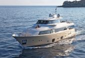 LA PAUSA | 2010 26.22m (86′) Custom Line Navetta 26 Luxury Motor Yacht from Italian shipyard Ferretti