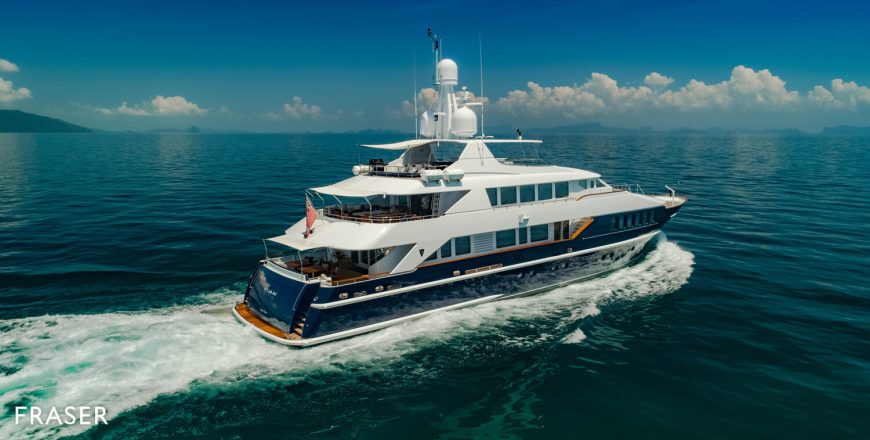 LADY AZUL | 2001 39.4m (129′3″) Luxury Steel Motor Yacht from Dutch shipyard HEESEN