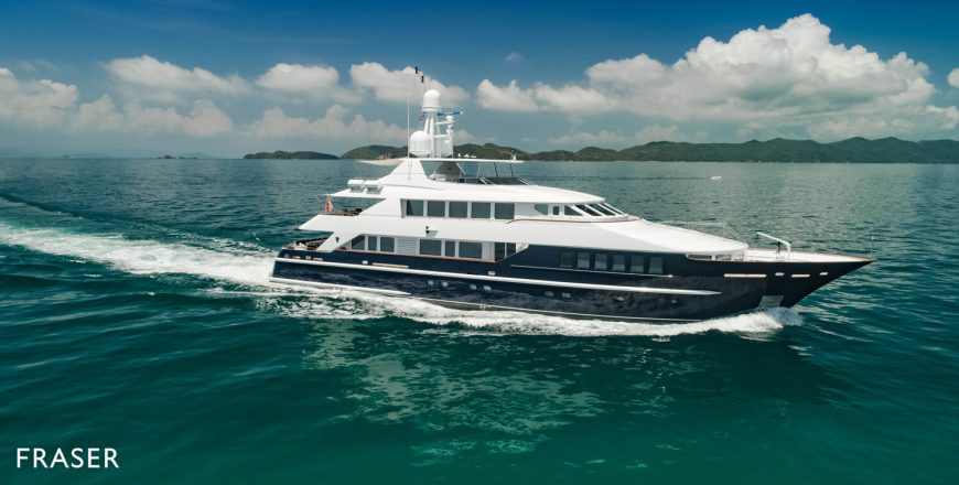 LADY AZUL | 2001 39.4m (129′3″) Luxury Steel Motor Yacht from Dutch shipyard HEESEN