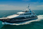 LADY AZUL | 2001 39.4m (129′3″) Luxury Steel Motor Yacht from Dutch shipyard HEESEN