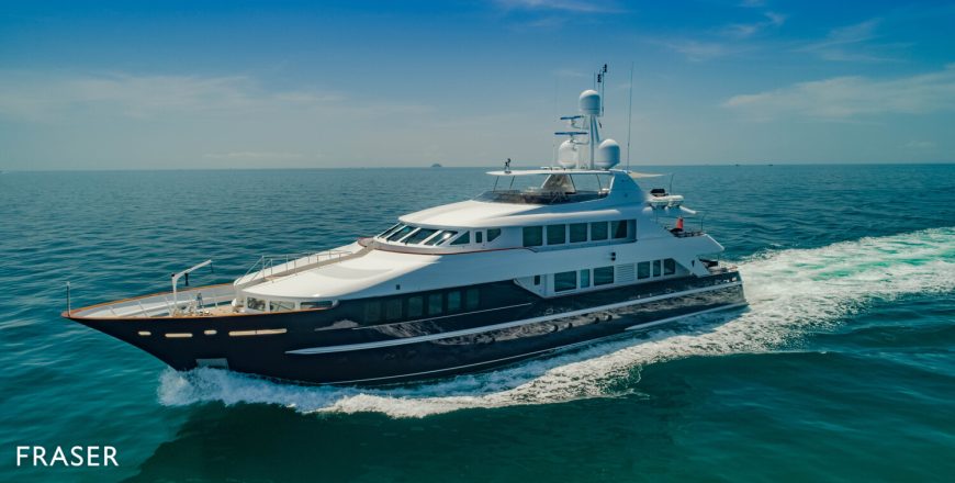 LADY AZUL | 2001 39.4m (129′3″) Luxury Steel Motor Yacht from Dutch shipyard HEESEN