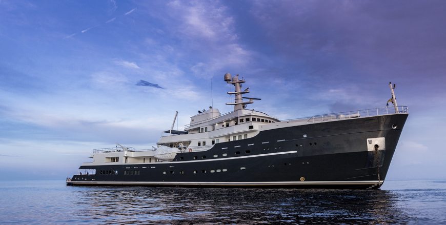 LEGEND | 1974 77.4m (253′11″) Luxury Explorer Motor Yacht from Dutch shipyard IHC Verschure