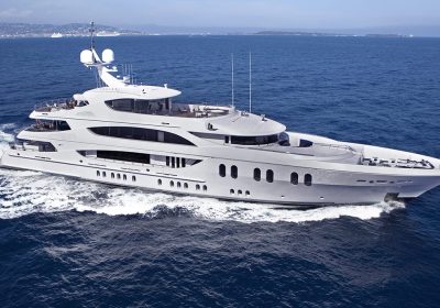 LIBERTY-2012-56.96m-186′-1122-Luxury-Tri-Deck-Aluminium-Motor-Yacht-for-charter-YachtDealz1